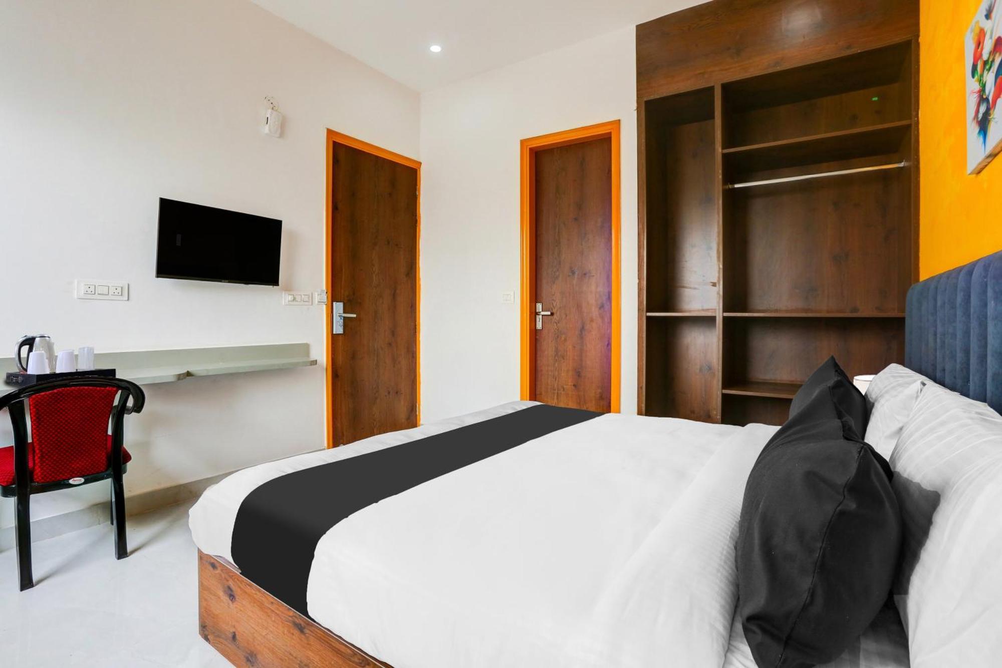 Super Townhouse Sector 69 Gurgaon Hotel Екстериор снимка