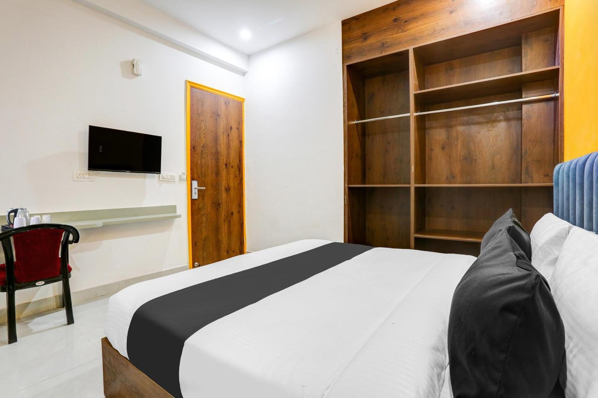 Super Townhouse Sector 69 Gurgaon Hotel Екстериор снимка