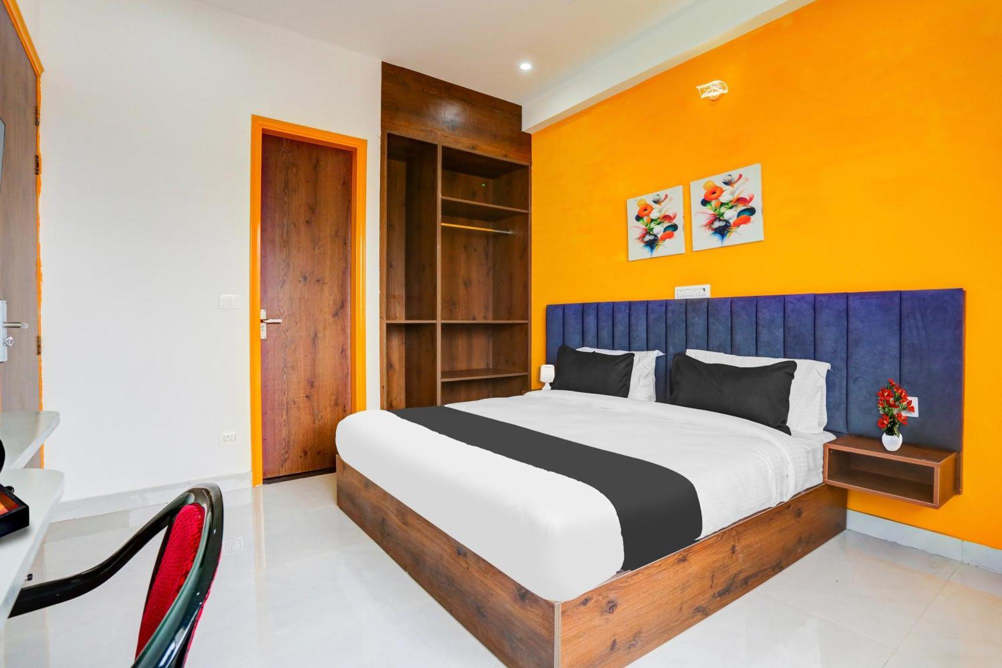 Super Townhouse Sector 69 Gurgaon Hotel Екстериор снимка